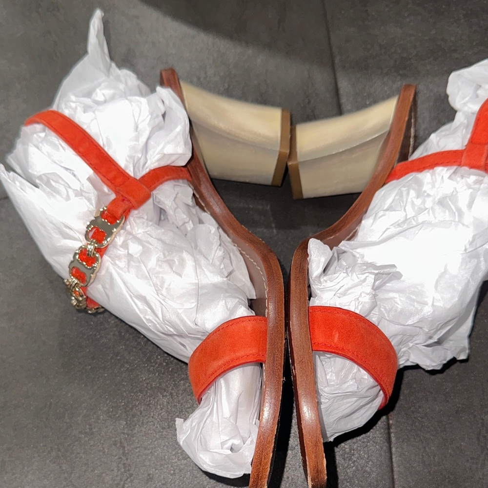 Tory Burch Vibrant Orange Sandals with gold hardware - Picture 10 of 13